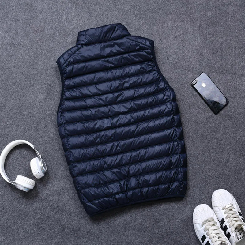Autumn and Winter Men's 90% White Duck Down Vest Casual Lightweight Down Warm Solid Sleeveless Jacket Men's Portable Pocket Vest 6