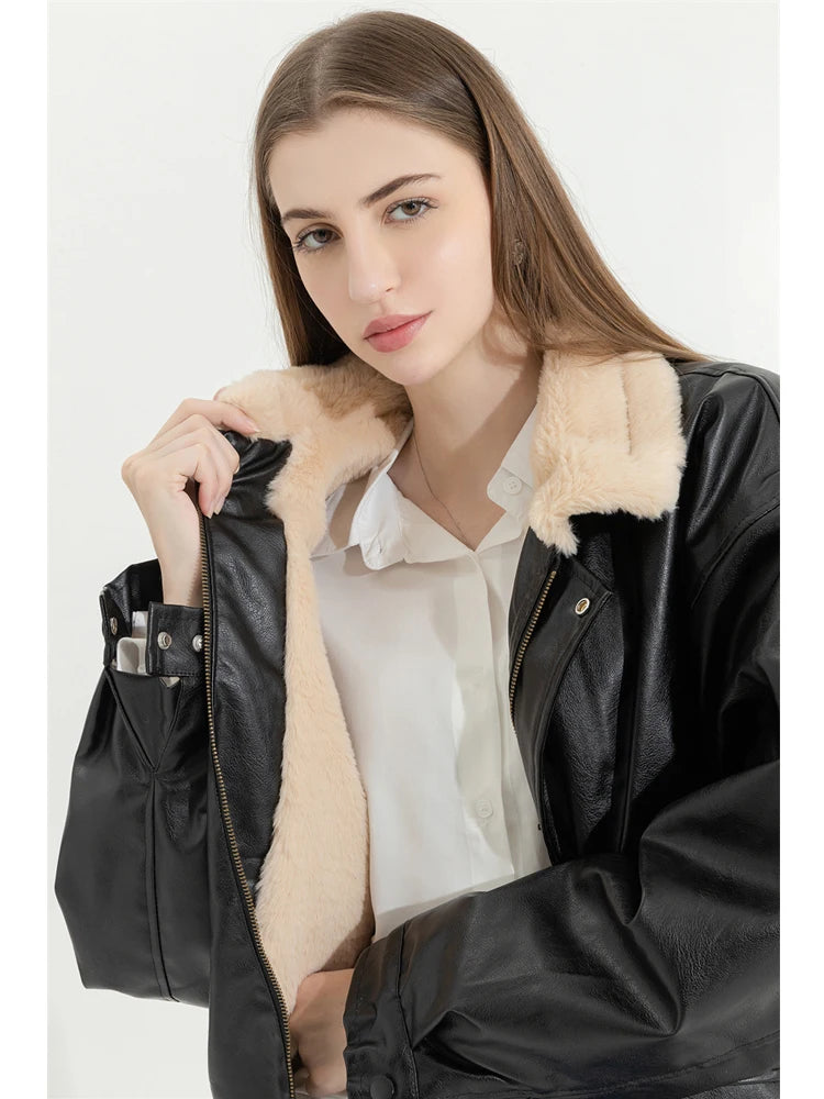 Winter Women's Fur Leather Jacket Long Sleeved Loose Warm Lamb Wool Vintage Thickened Locomotive Lapel Female PU Motorcycle Coat 4