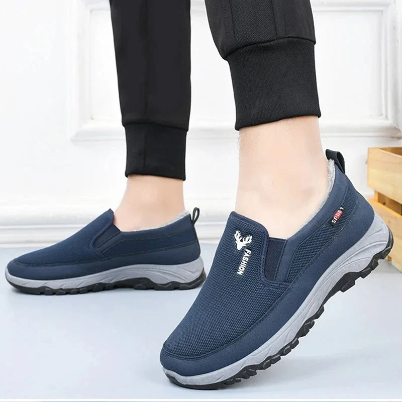 Men Tennis Shoes Warm Breathable Soft Bottom Non -Slip Casual Shoes Plus Velvet Comfort Slip-On Walking Winter Vulcanized Shoes 2