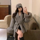 Elegant Women’s Fur-Trimmed Wool Coat