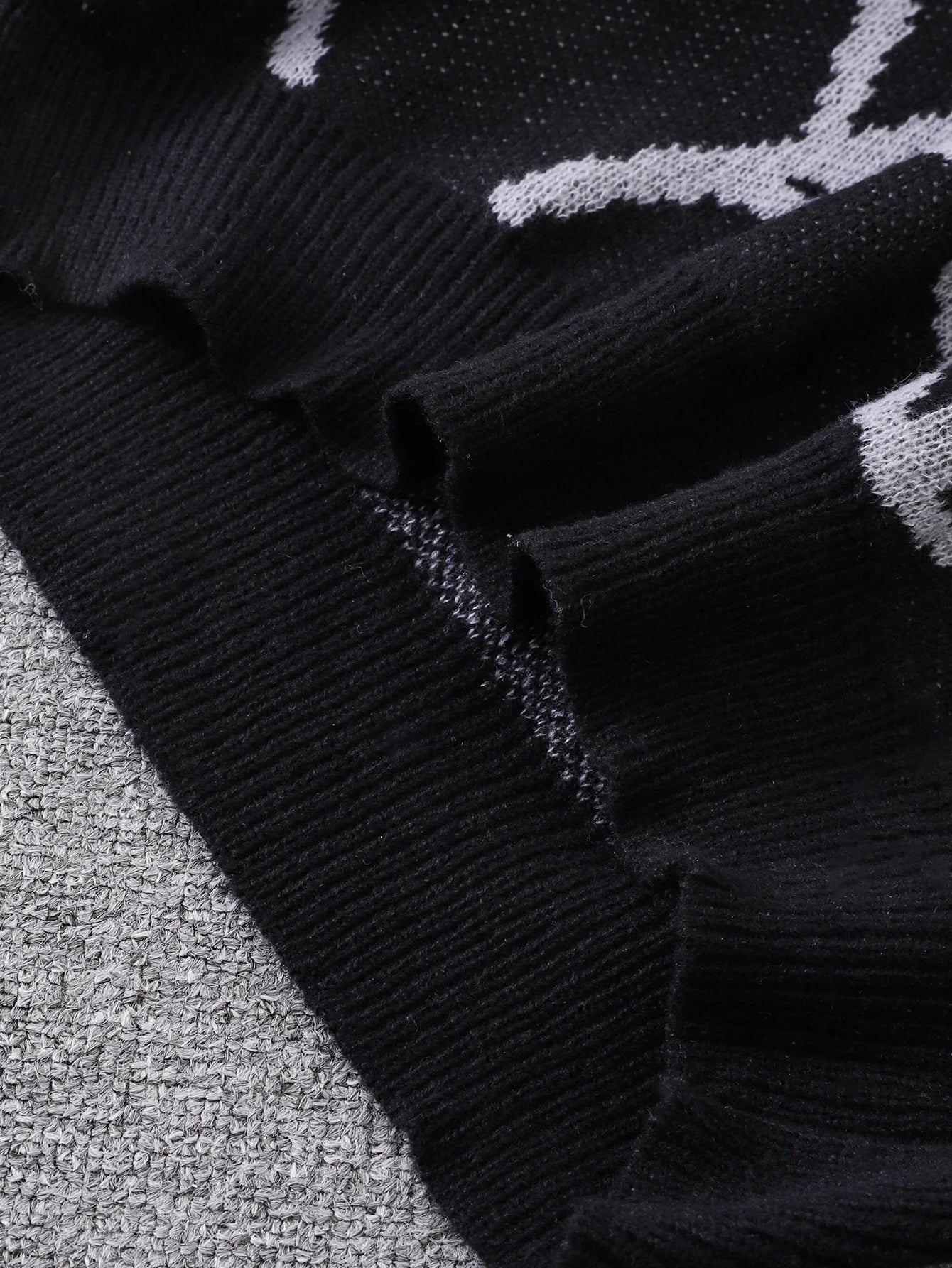 Autumn and Winter Spider Web Jacquard Pattern Pullover Sweater Casual Round Neck Knitted Men's Pullover 6