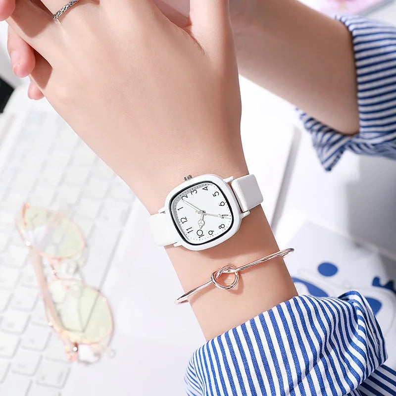 Fashion Brand Bear Women Quartz Watch 2024 Ladies Casual Silicone Jelly Watches Clock Girl Gift Zegarek Damski 5