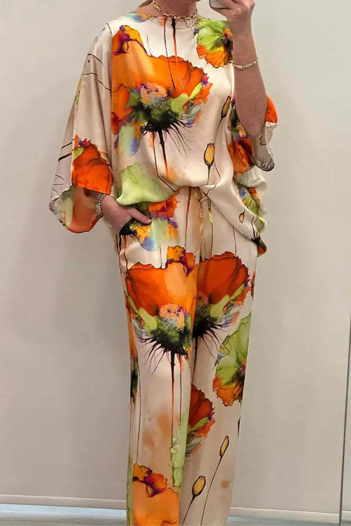 2 Piece Women's Printed Satin Pant Set - Round Neck 3/4 Sleeve Summer Outfit