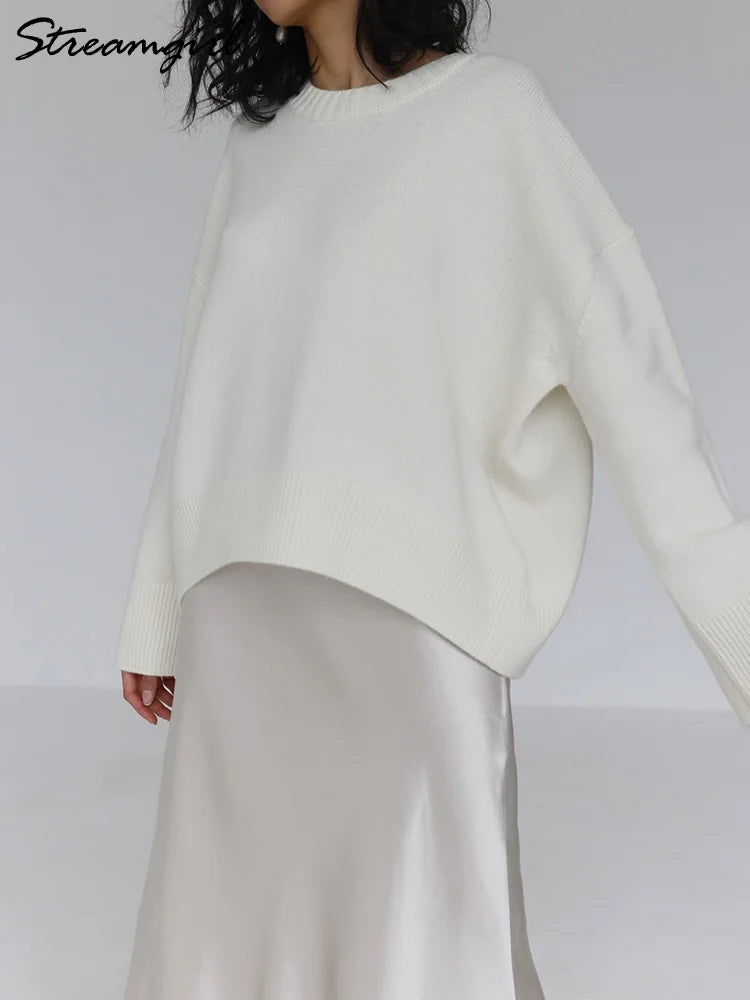 Light Blue Oversized Sweaters For Women 2024 Trend White Loose Sweater Casual Autumn Winter Warm Thick Knit Sweater Women Jumper 3