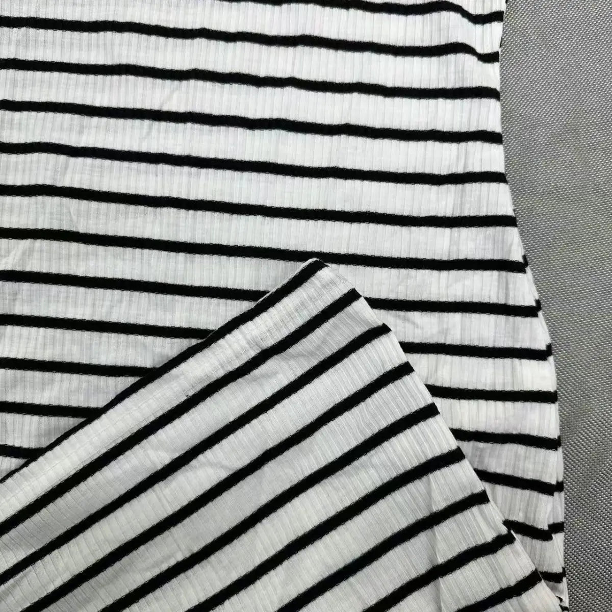 Fashion women's zipper waist knitted hip dress women's short sleeved knitted slim fit hip dress 4