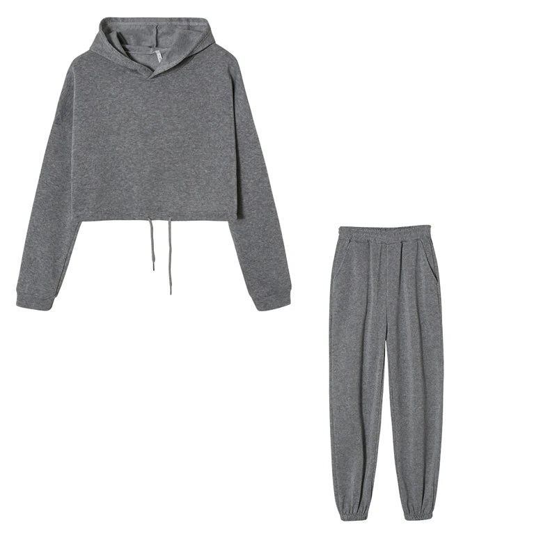 Women’s Two-Piece Long-Sleeved Sports Suit