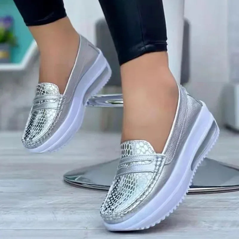 Luxury Designer Women Fashion Loafers Breathable Slip-On Lightweight Woman Sneakers