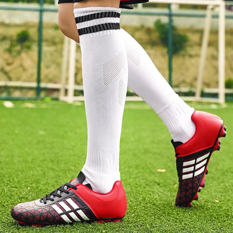 Childrens Football Shoes Indoor Professional Original Boy Football Field Boots Soccer Kids Shoes Society Cleats Training 5