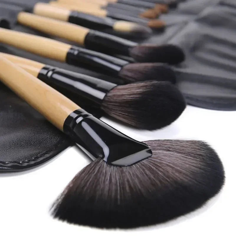 Gift Bag Of 24 pcs Makeup Brush Sets Professional Cosmetics Brushes Eyebrow Powder Foundation Shadows Pinceaux Make Up Tools 2