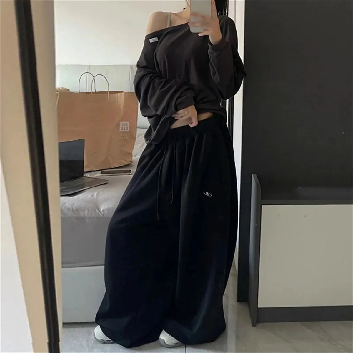 Women's Wide-Leg Drawstring Sweatpants