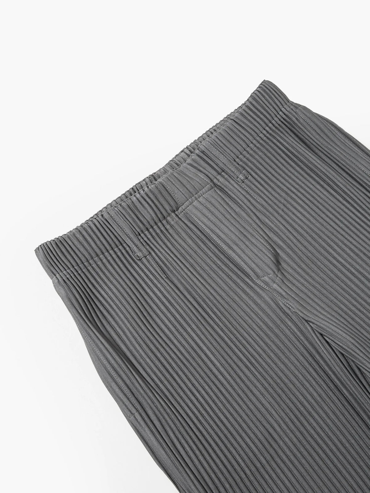 Men's Pleated Wide-Leg Pants