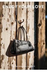 BAFELLI Vintage Baguette Bag – Genuine Oil Wax Leather