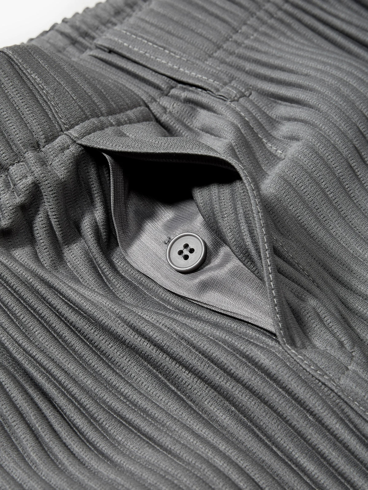 Men's Pleated Wide-Leg Pants