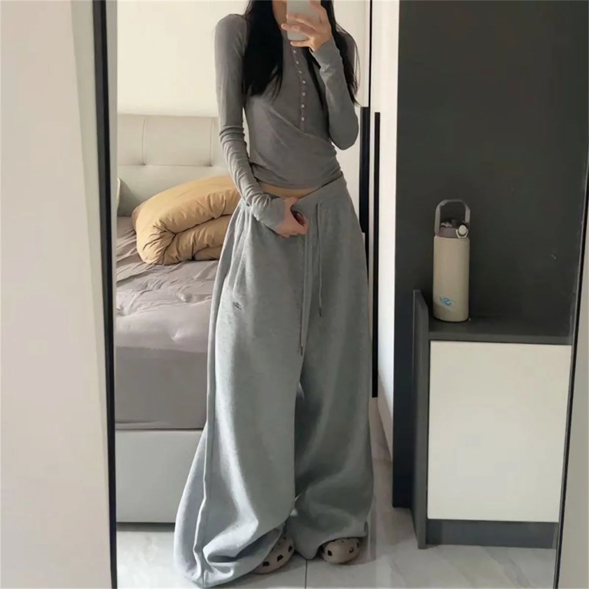 Women's Wide-Leg Drawstring Sweatpants