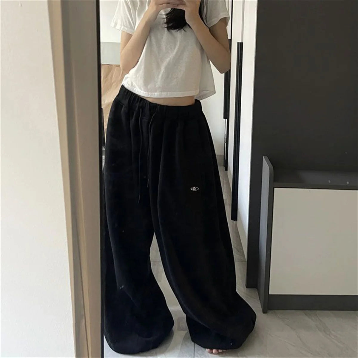 Women's Wide-Leg Drawstring Sweatpants