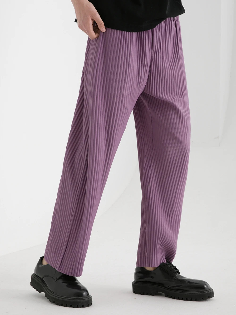 Men's Pleated Wide-Leg Pants