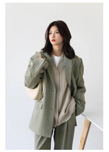 Women's Relaxed V-Neck Cotton-Blend Cardigan