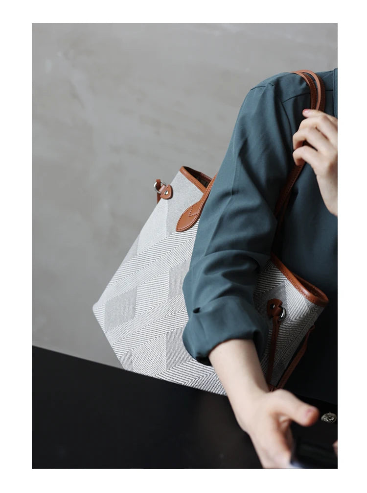 Women's Fashion Shoulder Bag Luxury Designer Handbag Large Capacity Canvas With Genuine Leather Tote For Shopping,Commuting,Work