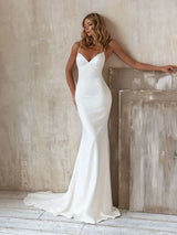 Sexy White Mermaid Wedding Dress For Woman V Neck Backless Simple Bridal Custom Gown Sweep Train Robe De Mariage New Arrival
