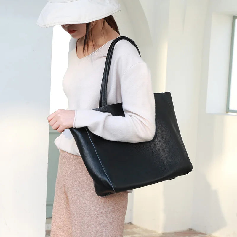 2023 New Women Deluxe Cowhide Genuine Leather Totes Handbag Lady Simple Soft Satchels Bag High Capacity Waterproof Shopping Bags