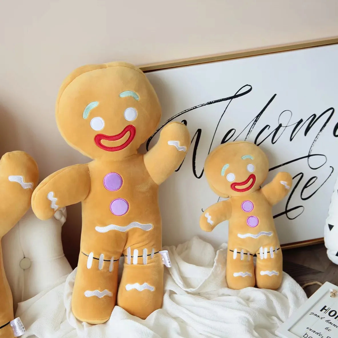 Gingerbread Man Plush Toy – Soft Stuffed Doll Gift