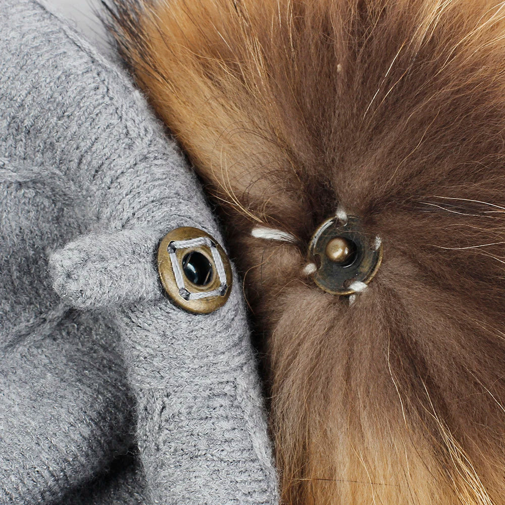Women's Knit Beret with Oversized Pom Pom | Geebro