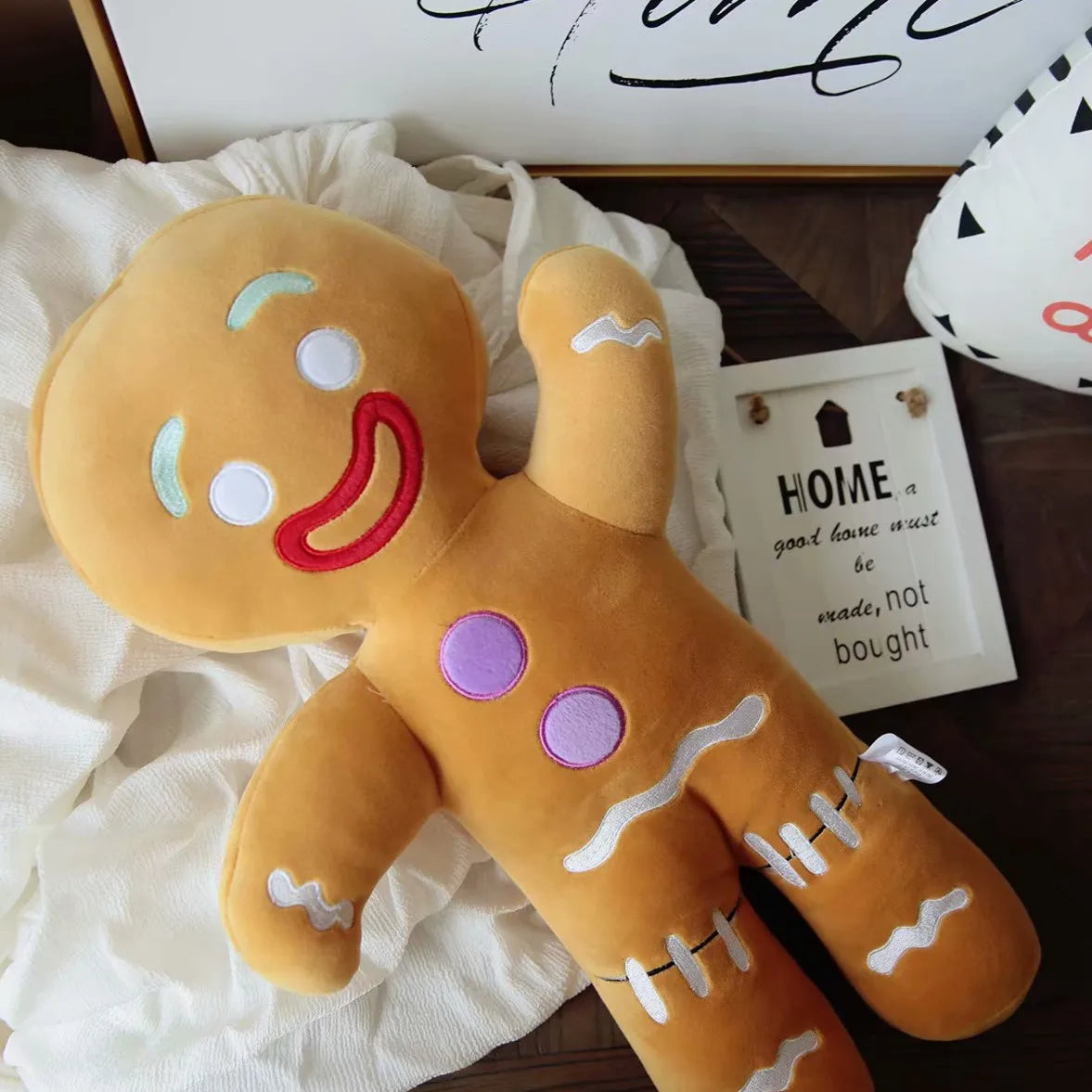 Gingerbread Man Plush Toy – Soft Stuffed Doll Gift