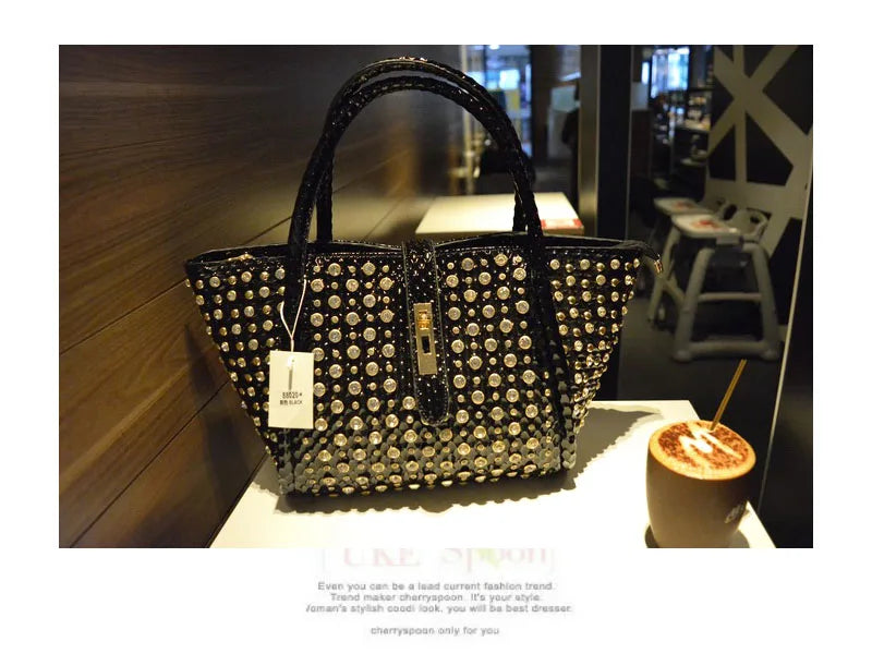iPinee Rhinestones Crossbody Bags For Women Patent  Leather Luxury Handbags Women Bag Designer Ladies Messenger Bag Sac A Main