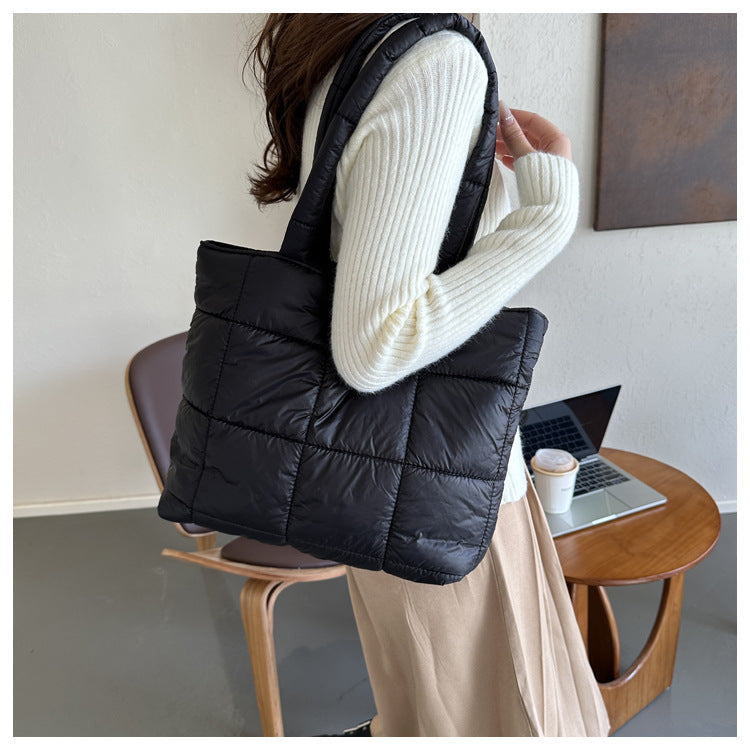 Winter Padded Shoulder Bag for Women Large Capacity Top HandleBag Winter Quilted Cloud Handbag Shopping Bags Bolsas Para Mujeres