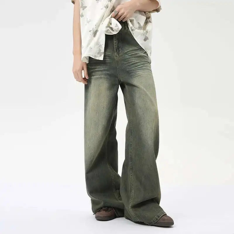 Men's Loose Straight-Leg Denim Jeans & Shorts