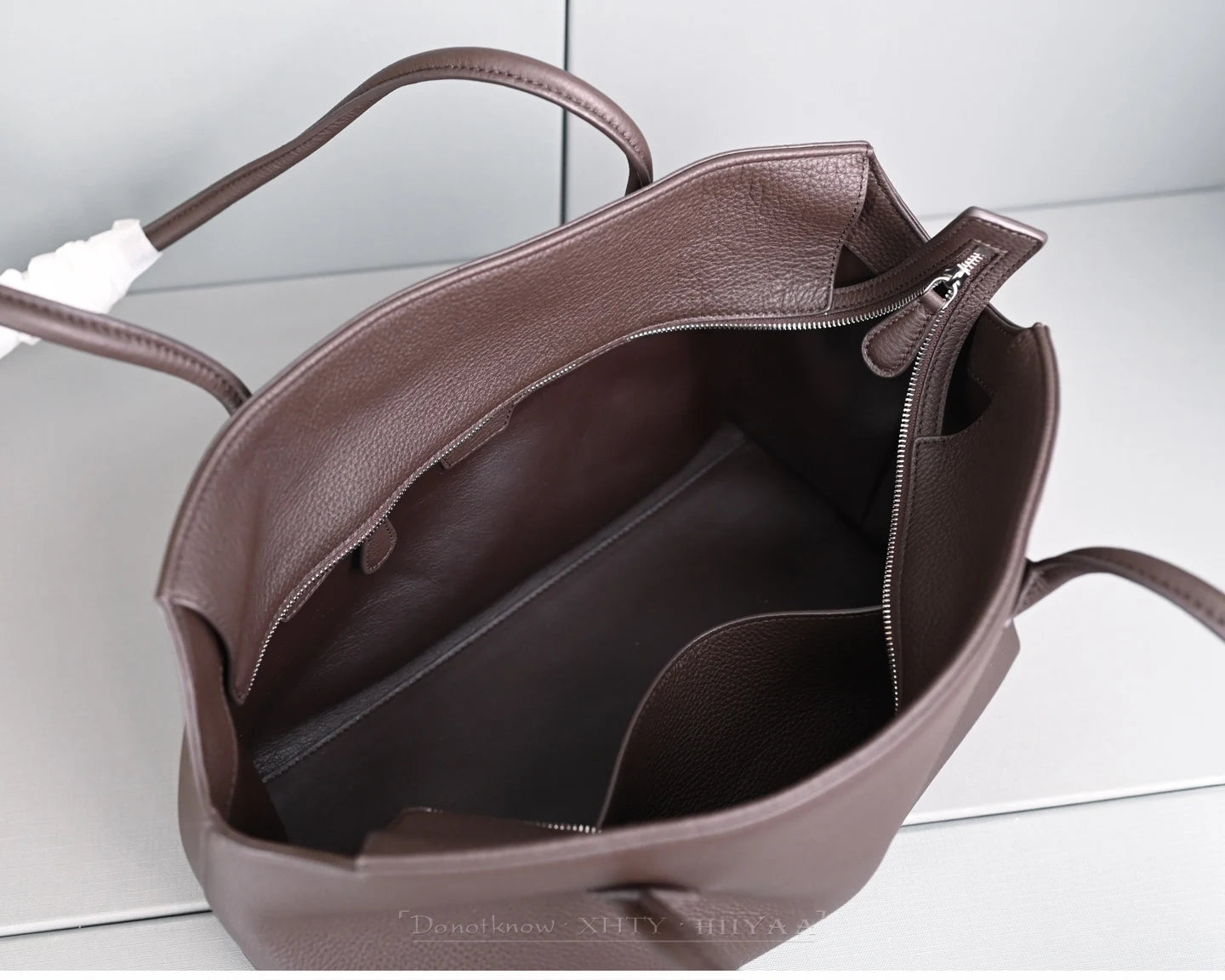 Genuine Leather Tote Bag – Pebbled Top-Grain Cowhide