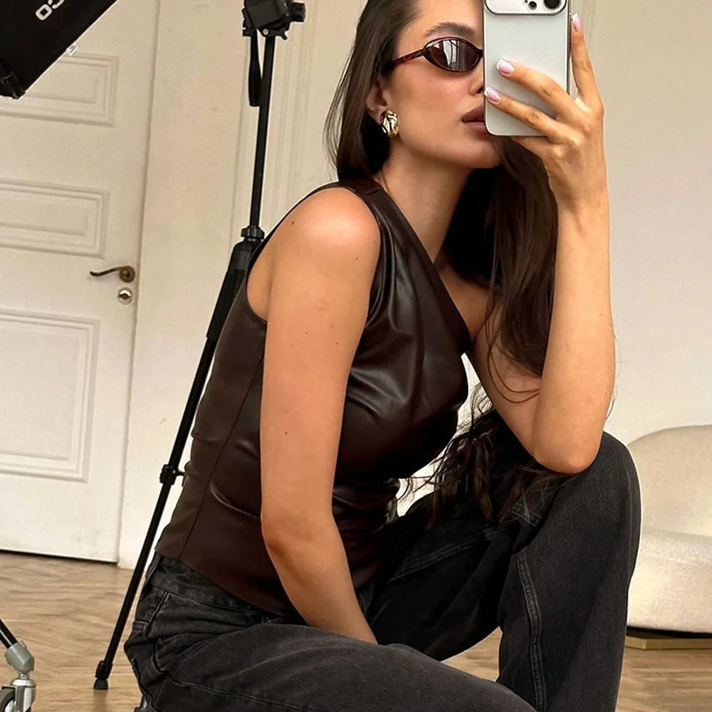 Slim-Fit One-Shoulder Sleek Vest