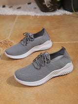 Women's Flying Woven Breathable Mesh Sneakers Soft Sole Lightweight Casual Sports Running Shoes for Daily Wear