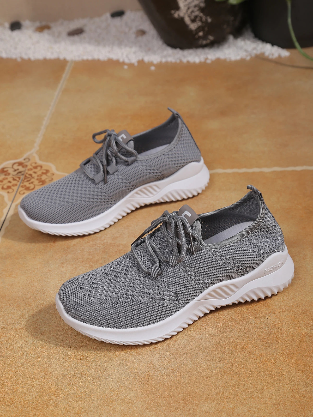 Women's Flying Woven Breathable Mesh Sneakers Soft Sole Lightweight Casual Sports Running Shoes for Daily Wear