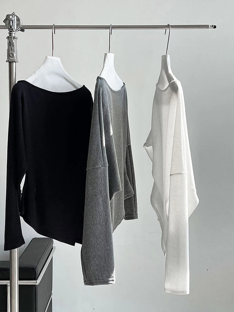 Women's Pleated Relaxed-Fit Sweatshirt