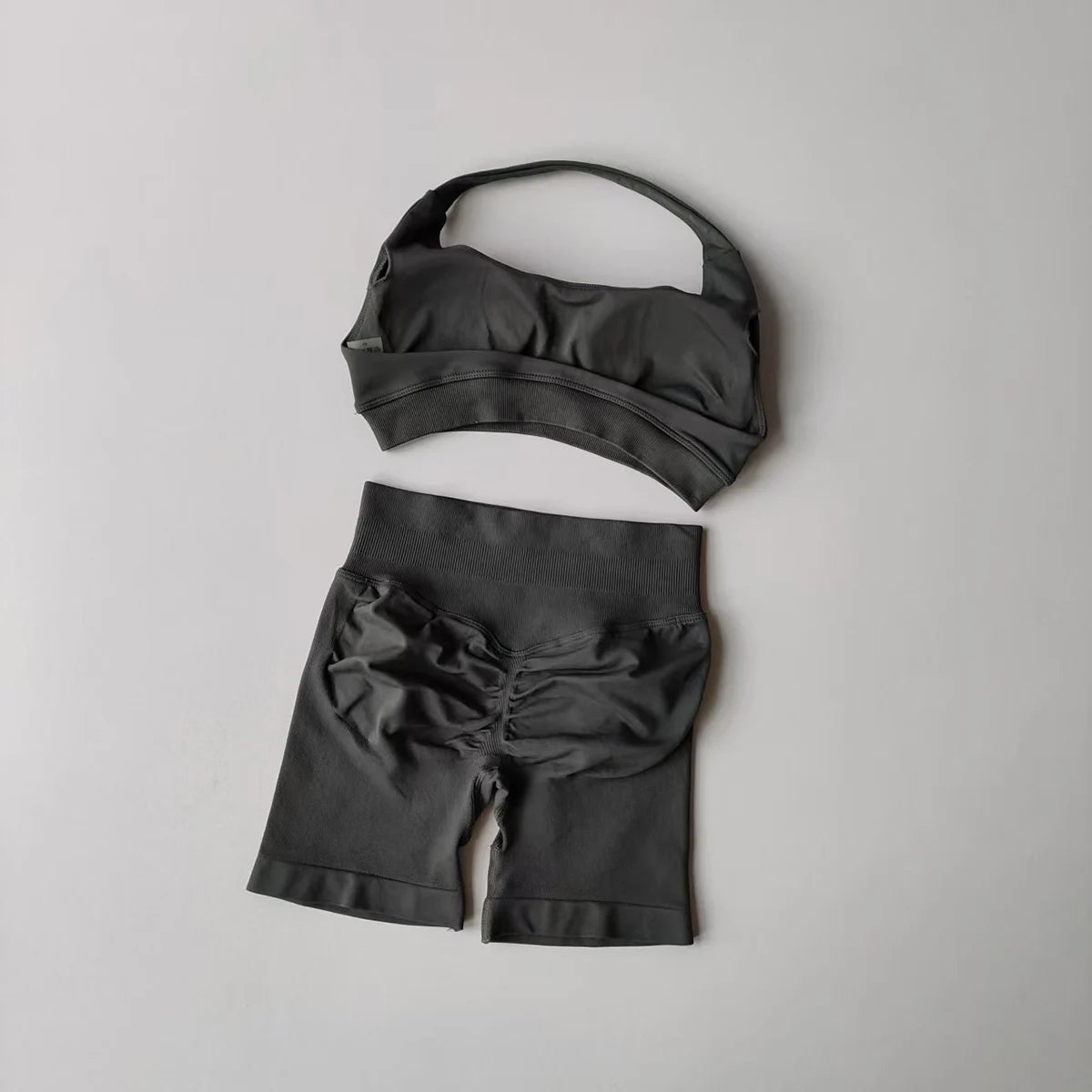 Women’s Seamless Yoga & Workout Set