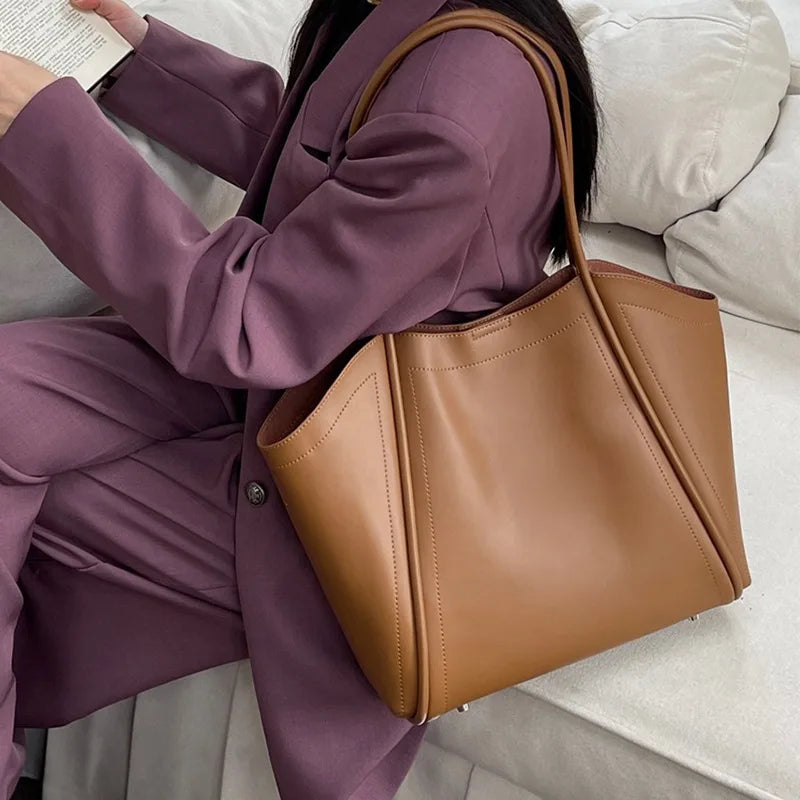 2025 Women's Large Capacity Handbag Wing Design Handheld Tote Daily Use And Commuting Single Shoulder Crossbody Bag for Ladies