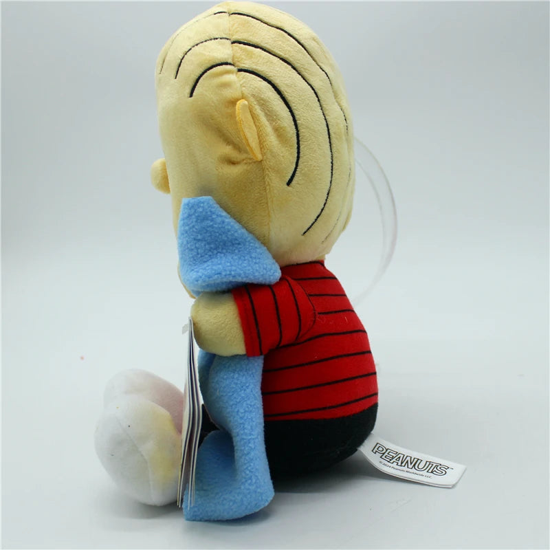 1piece 28CM high quality Cartoon Peanuts Snoopy Charlie Sally Woods Plush soft toys Snoopy dog animal dolls best Christmas gift