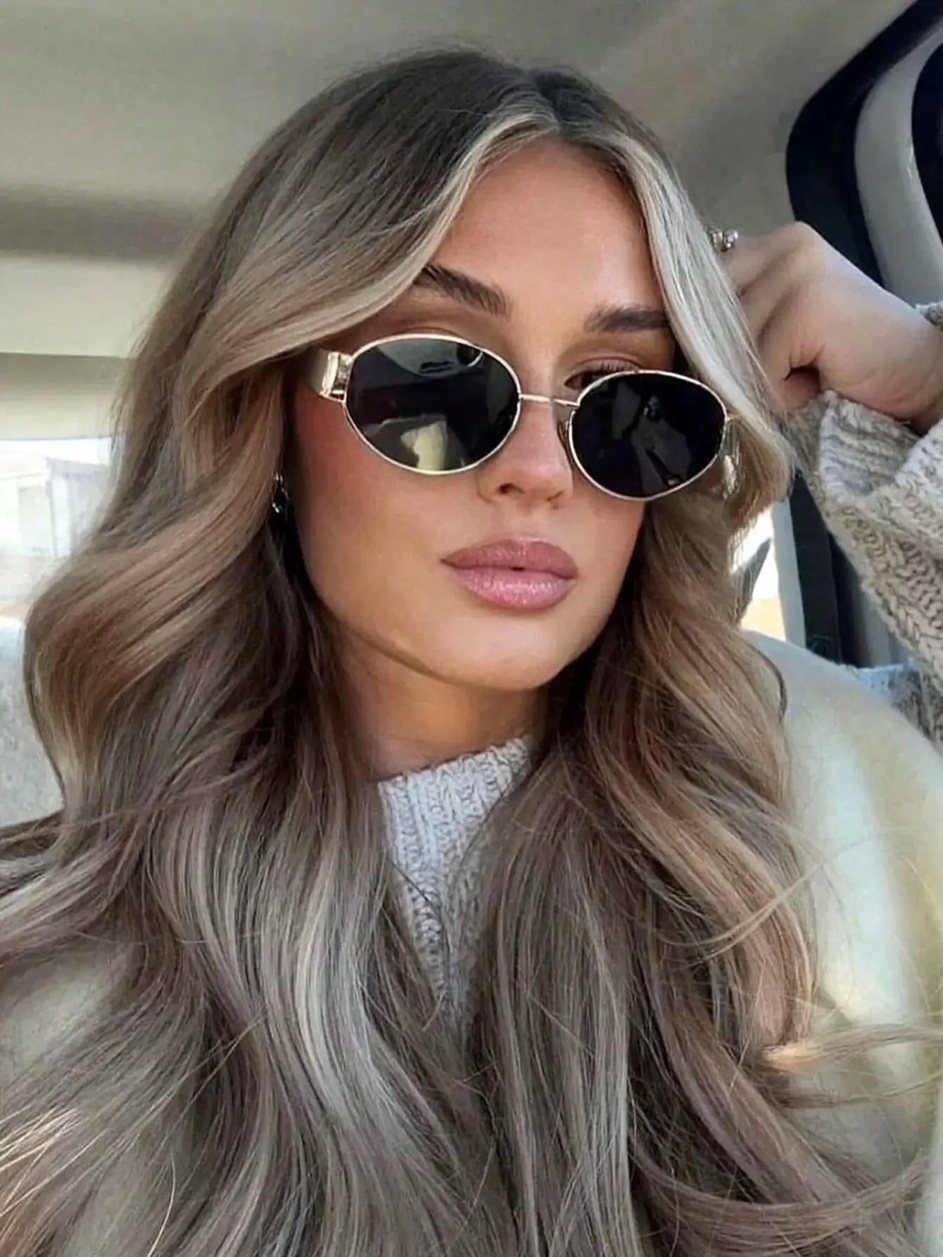 Oval Frame Women's Vintage Sunglasses | UV400 Metal