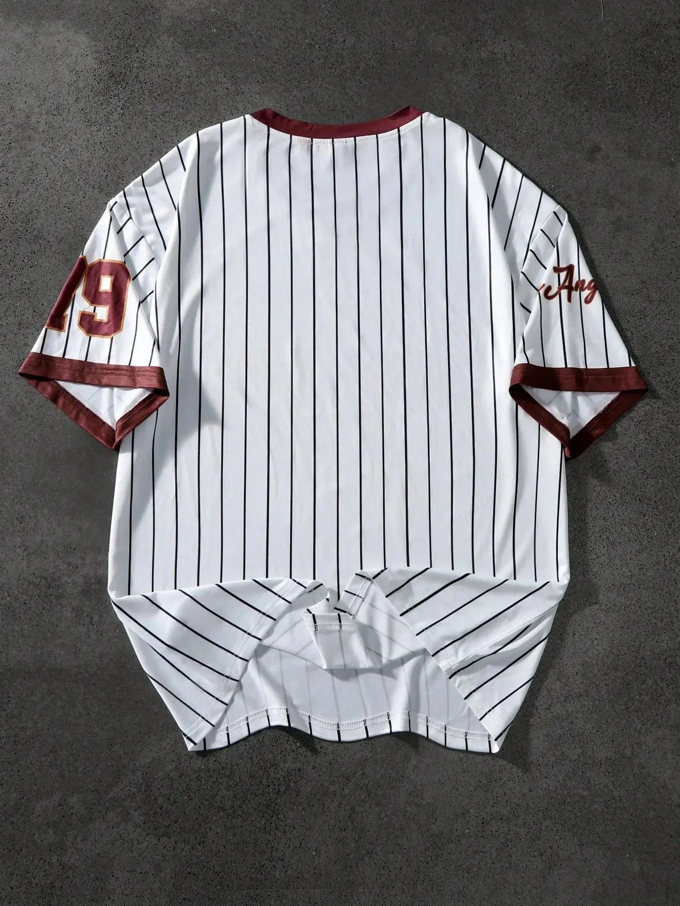 Retro Baseball Men's V-Neck Graphic Tee