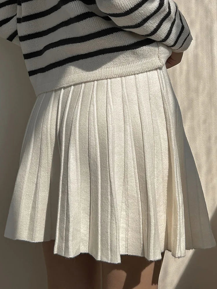 Elegant Knit Pleated Mini Skirt for Women