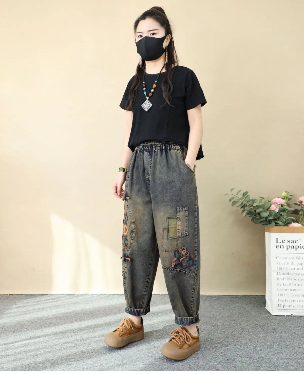 Women's Retro Embroidered High-Waist Jeans