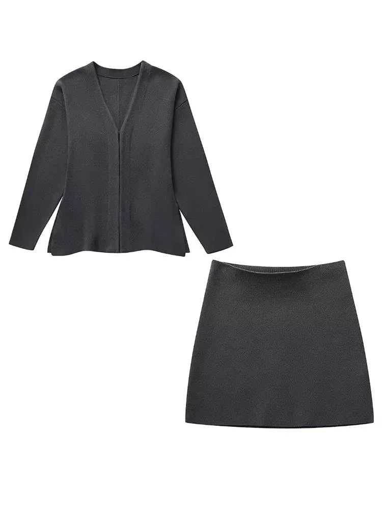 Elegant 2-Piece Knit Skirt Set