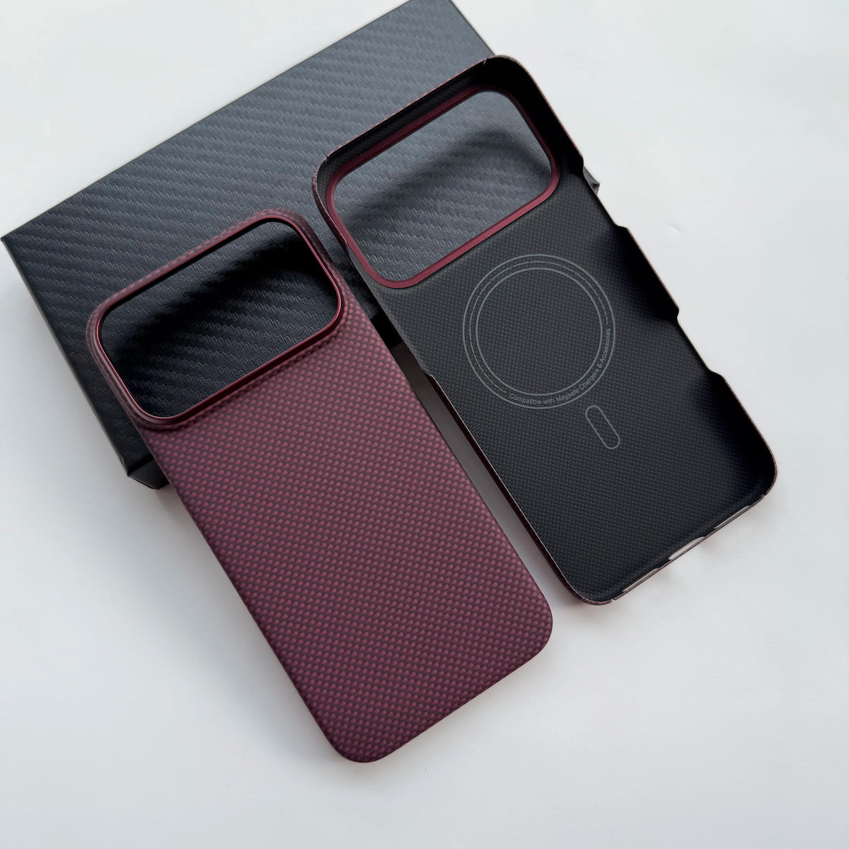 Magnetic Carbon Fiber Case for iPhone 17 & 18 Pro Max
