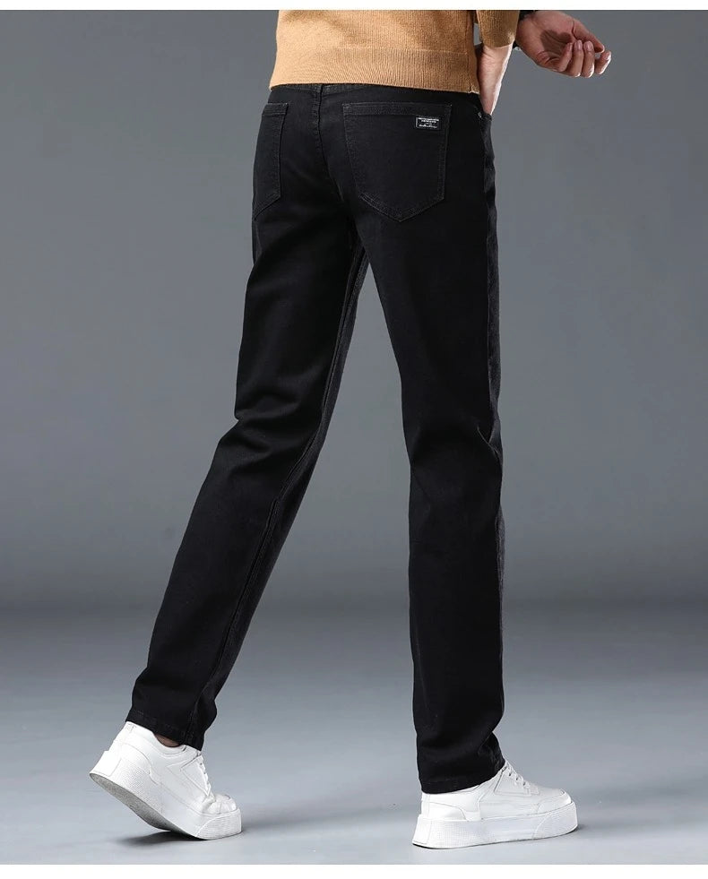 Men's Stretch Straight-Leg Jeans