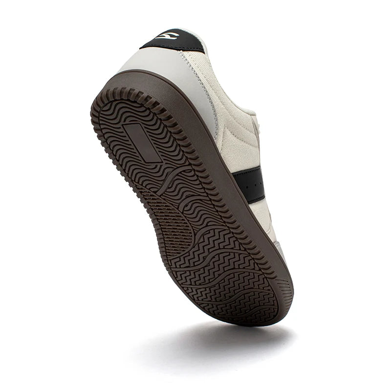 Minimalist Wide-Toe Barefoot Sneakers