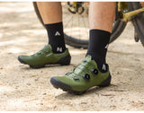 Santic Cycling Shoes Men's Mountain Carbon Fiber Lock Shoes Bicycle Riding Equipment Grade 14 Lightweight TMS24050