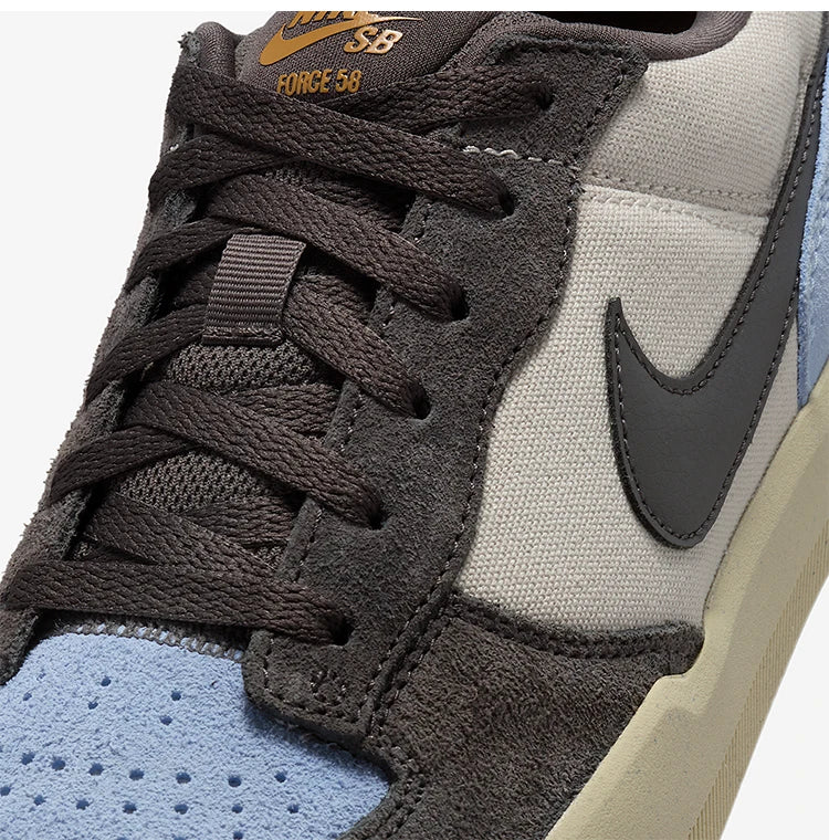 Nike Air Max DN Unisex Low-Top Sneakers – DV5477-102