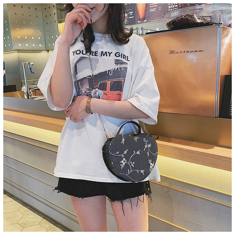 Female Sweet Lace Heart Round Handbags High Quality PU Leather Cross Body Bags for Women Small Fresh Flower Chain Shoulder Bags