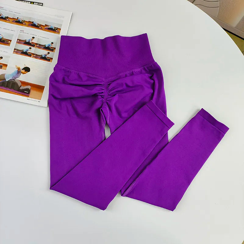 Women's Seamless Yoga Set with High-Waist Leggings